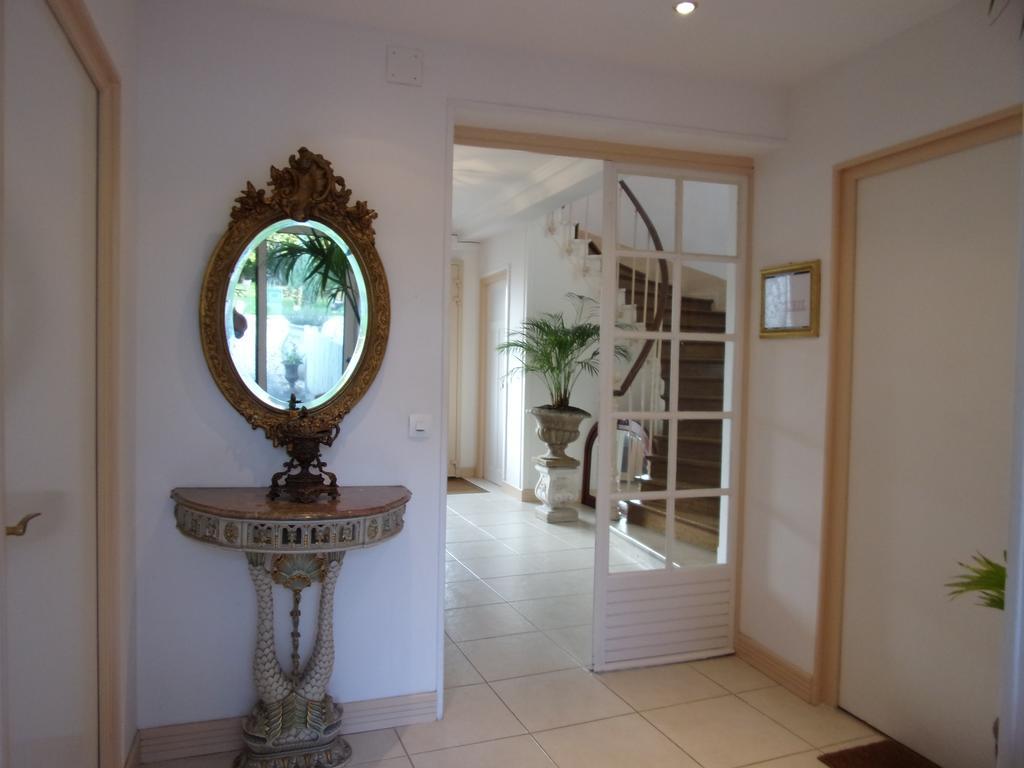 Top' Appart Hotel Pont-Sainte-Maxence Exterior foto