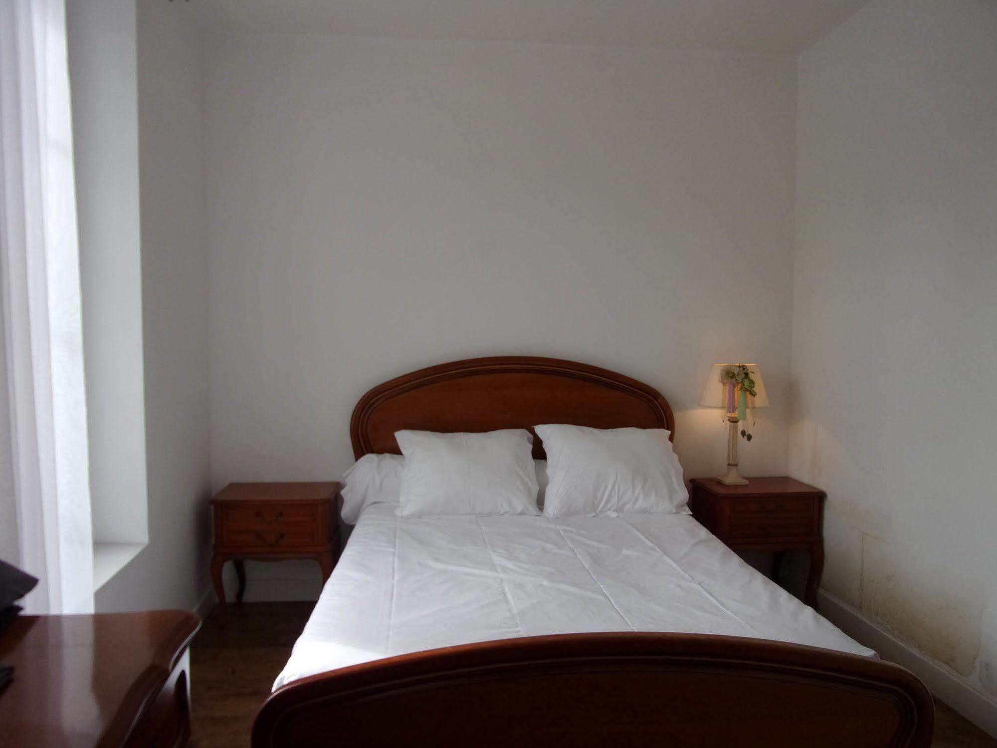 Top' Appart Hotel Pont-Sainte-Maxence Exterior foto